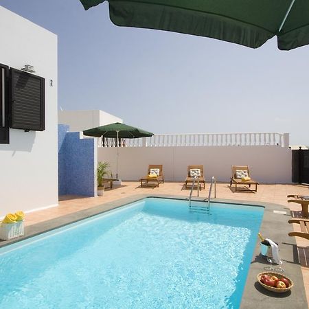 Grand Villa Famara Puerto Del Carmen Puerto del Carmen  Rum bild
