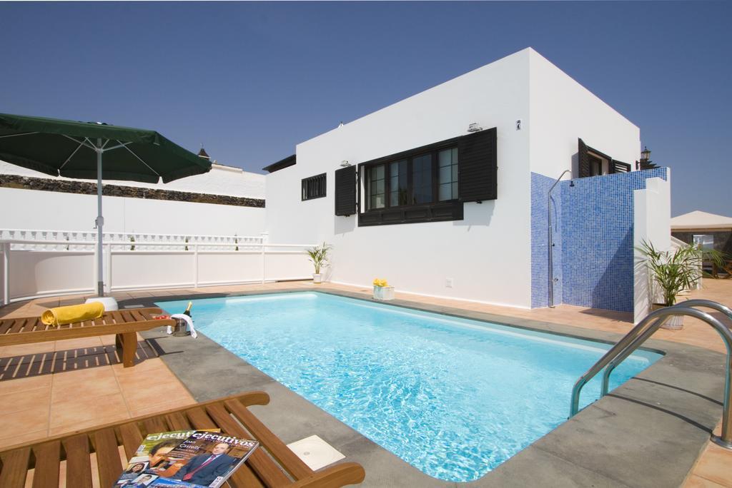 Grand Villa Famara Puerto Del Carmen Puerto del Carmen  Rum bild